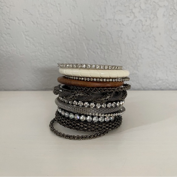Multi-Tone bangles bracelet set - Picture 4 of 8